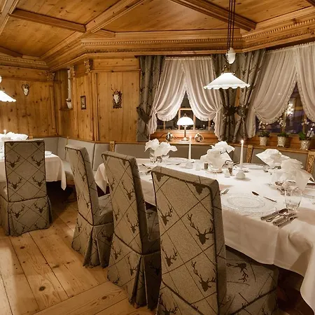 Отель Der Verdinser Hof 4*